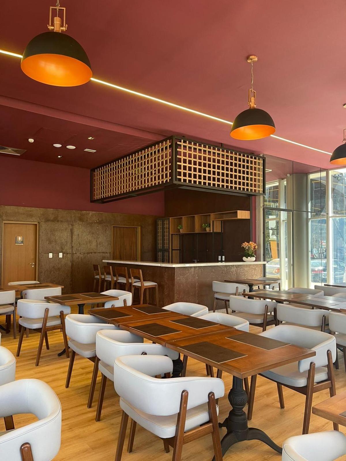 Tryp By Wyndham Brasilia Nacoes Hotell Exteriör bild